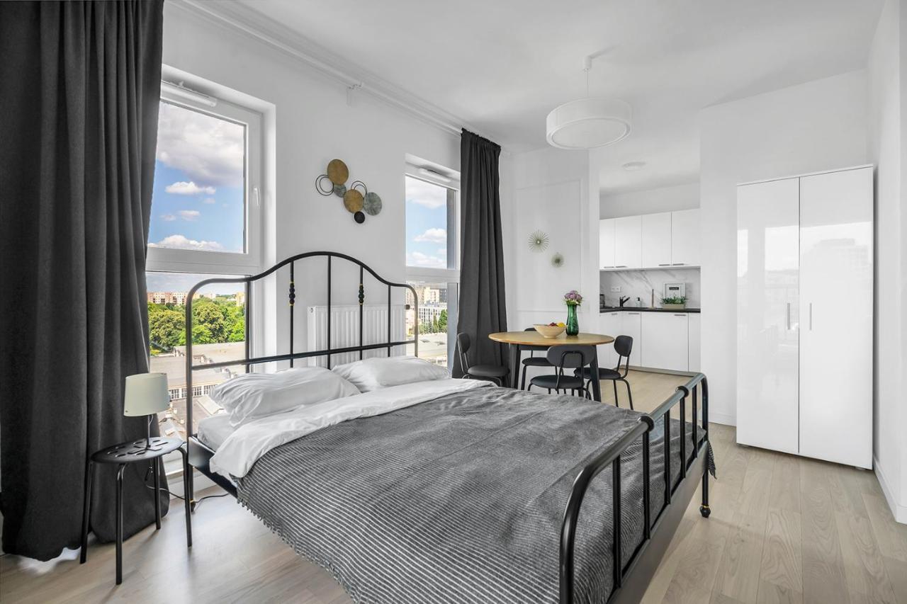 8th Floor Downtown N2 - Parking, View, Balcony - By Rentujemy * Warsaw