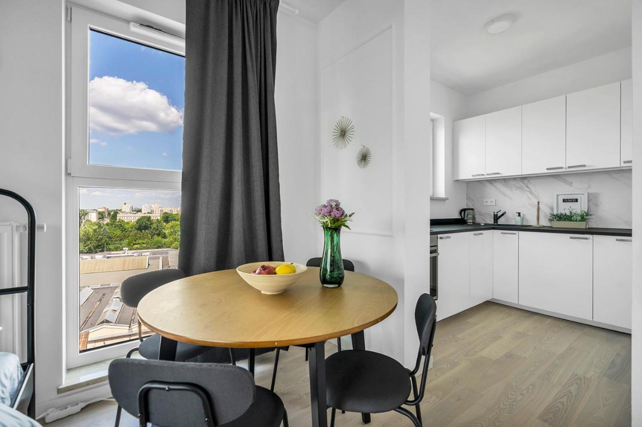 Apartment 8th Floor Downtown N2 - Parking, View, Balcony - By Rentujemy Warsaw
