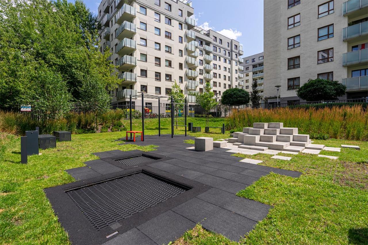 8th Floor Downtown N2 - Parking, View, Balcony - By Rentujemy Apartment